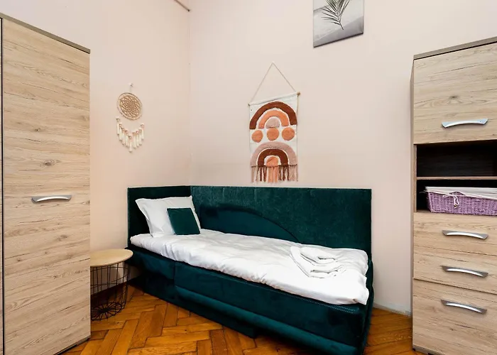 Apartment Park Strzelecki Cosy By Bookinghost *